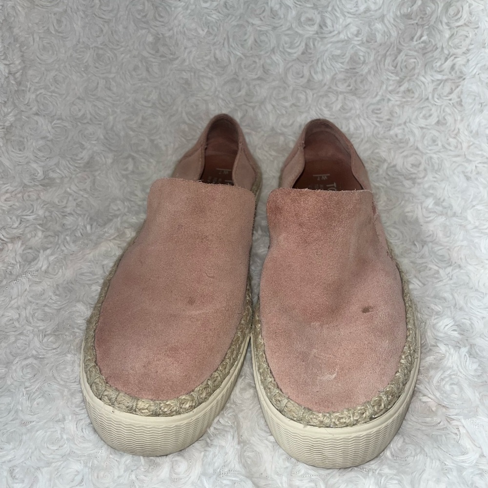 Pink Toms - Picture 2 of 4